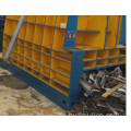 Hydraulické nůžky na kovový šrot kontejnerového typu
